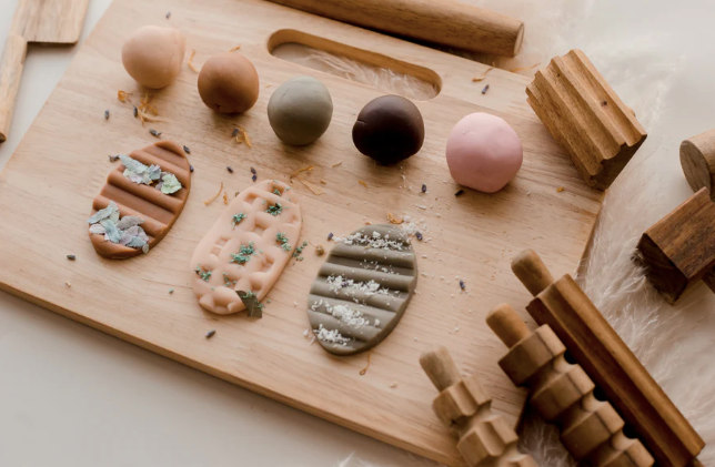 Q Toys |  Wooden Play Dough Kit