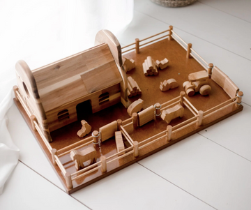 Q Toys | Wooden Farm and Barn Play Set