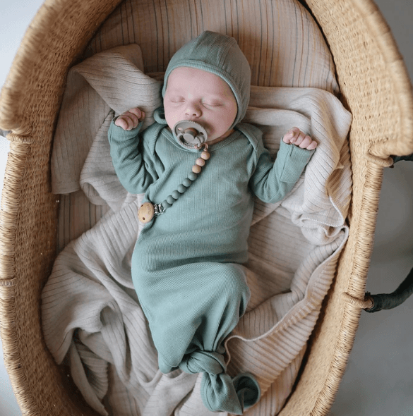 Mushie | Ribbed Baby Bonnet - Roman Green (0-3 MONTHS) | Little Lights Co.