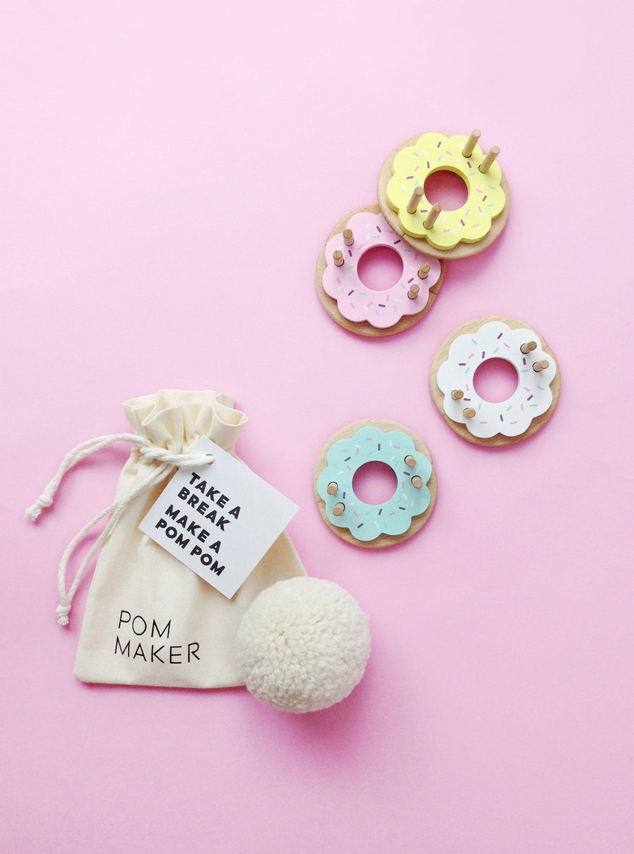 Donut Pom Maker – Lemon (MEDIUM) | Pom Maker | Little Lights Co.