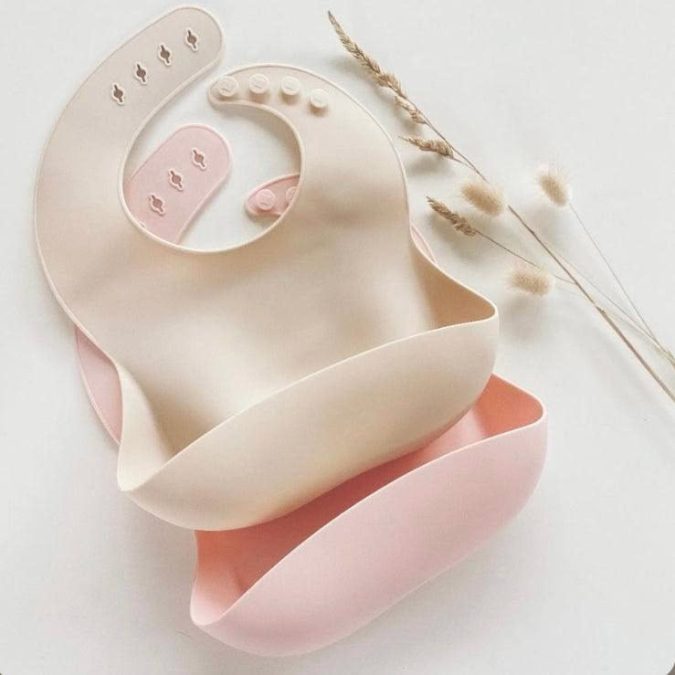 Little Lights Co | Silicone Baby Bib, Blush - Image 2