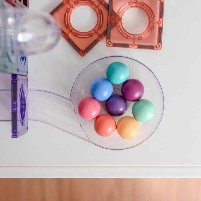 Connetix Magnetic Tiles | 106 Piece Pastel Ball Run Pack - Image 5