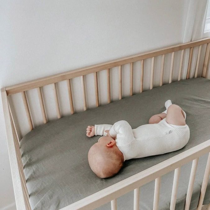 Home Lab | Linen Fitted Cot Sheet, Lichen - Image 3