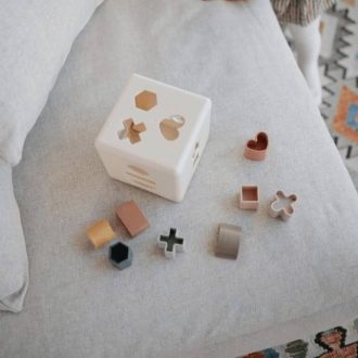 Mushie | Shape Sorting Box