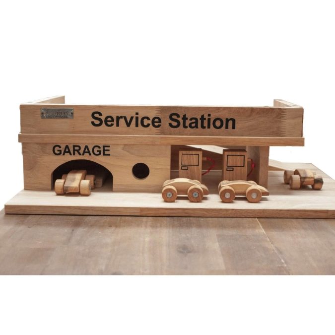 Qtoys | Solid Wooden Service Station - Image 4