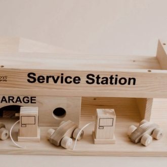 Qtoys | Solid Wooden Service Station