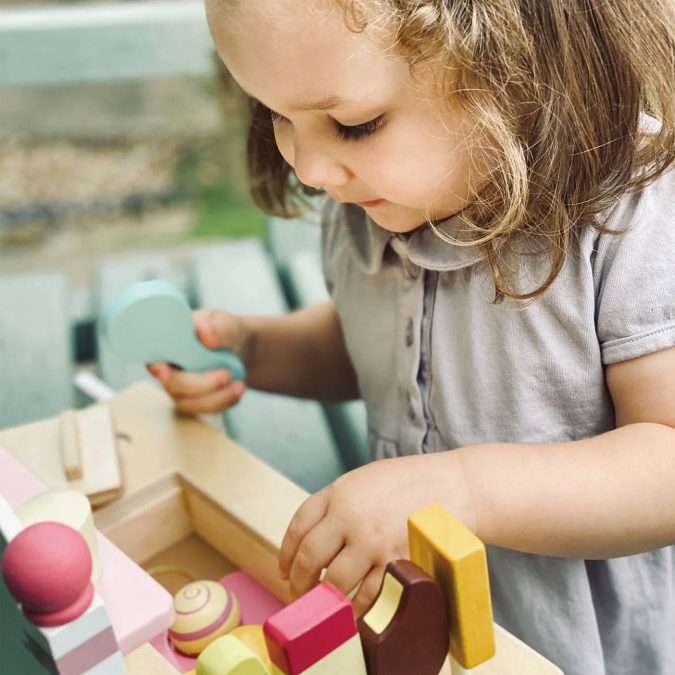 Tender Leaf Toys | Ice Cream Cart - Image 4