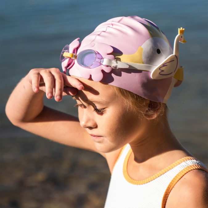 SUNNYLiFE  | Kids Swim Goggles, Princess Swan - Image 3
