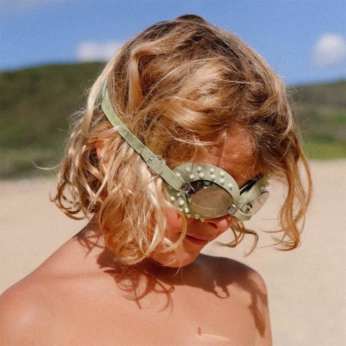 SUNNYLiFE  | Kids Swim Goggles, Cookie The Croc - Image 4