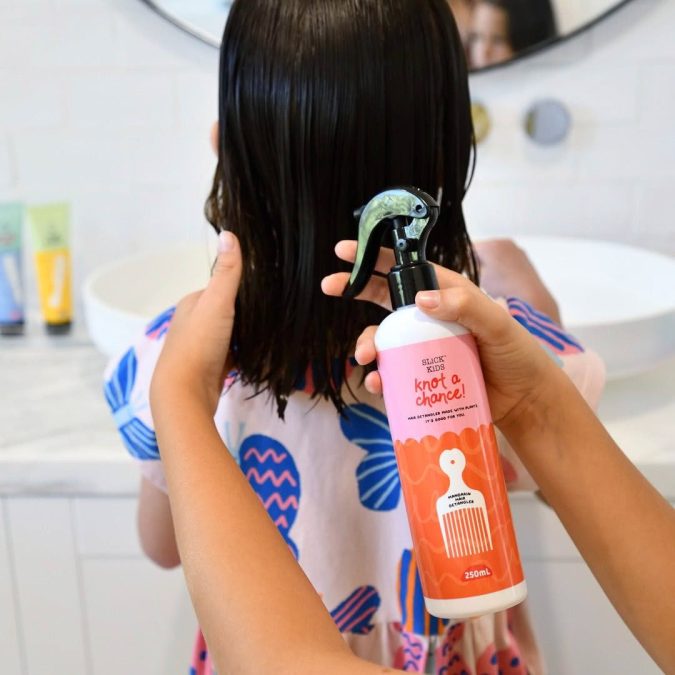 No Nasties | Hair Detangling Spray, Mandarin and Grape - Image 3