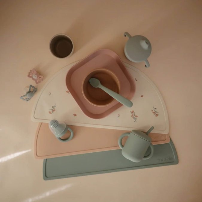 Mushie | Dinner Plate Square (Set of 2), Blush - Image 5