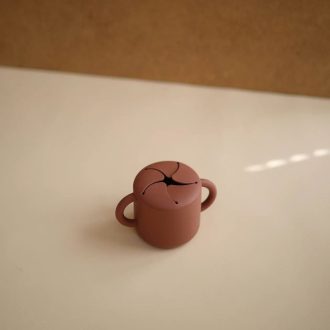 Mushie | Snack Cup, Woodchuck