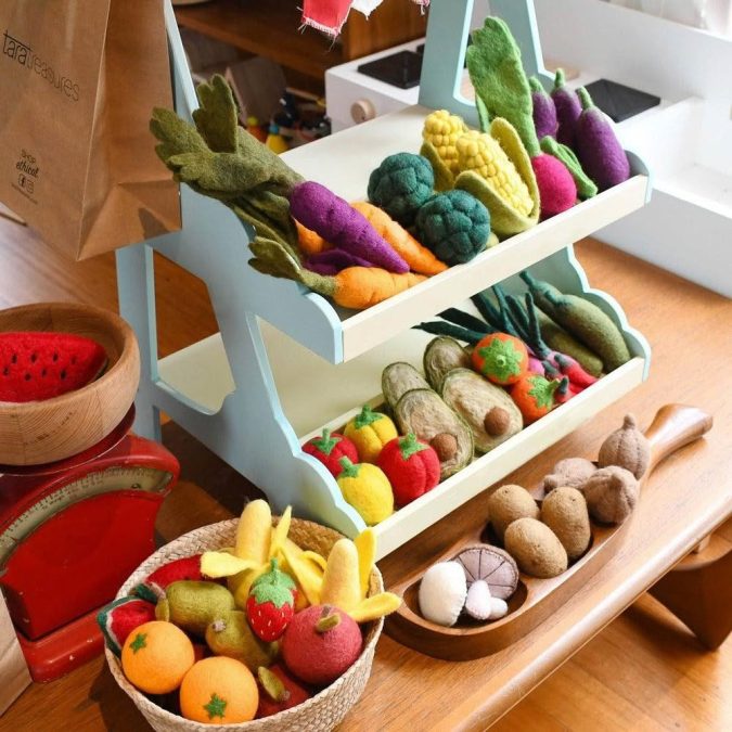 Tara Treasures | Felt Vegetables and Fruits Play Set B (11pc) - Image 2