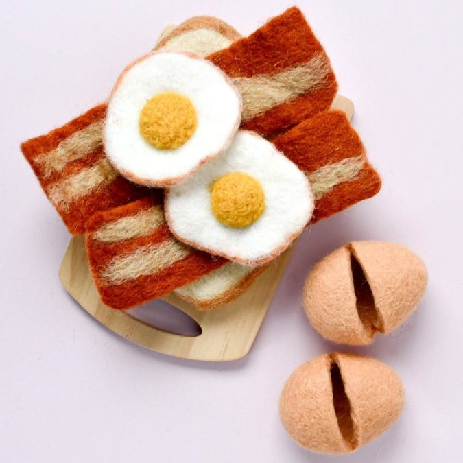 Tara Treasures | Felt Play Food, Bacon and Eggs Set - Image 3