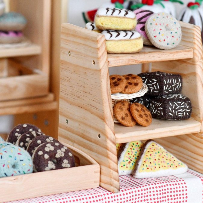 Tara Treasures | Felt Play Food, Chocolate Chip Cookies - Image 3