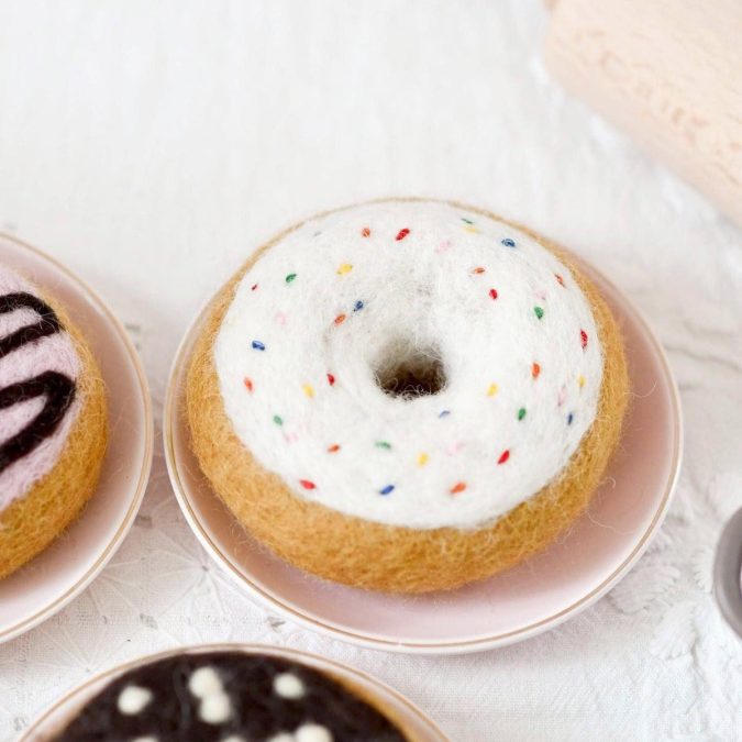 Tara Treasures | Felt Play Food, Doughnuts - Image 3