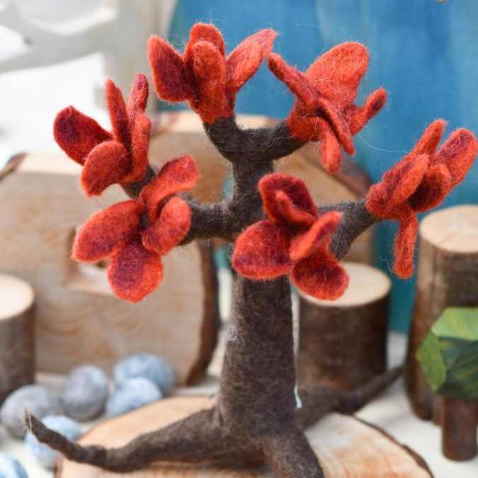 Tara Treasures | Felt Play Toys, Seasonal Tree Autumn - Image 2