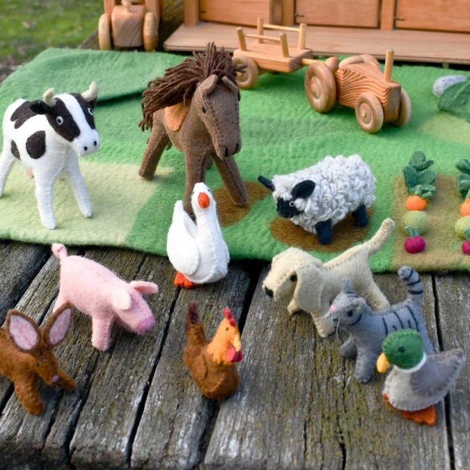 Tara Treasures | Felt Play Toys, Farm Animal Set (10pc) - Image 4