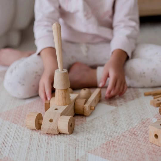 Qtoys | Natural Wood Construction Set - Image 4