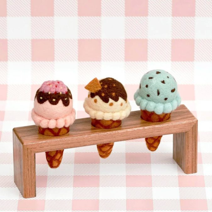 Tara Treasures | Ice Cream Cone Holder