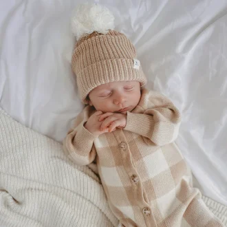 Gingham caramel beanie