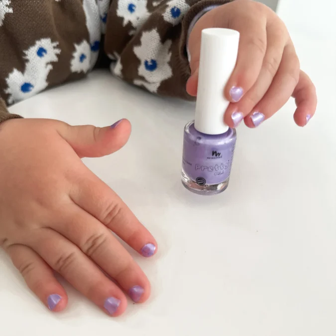 No Nasties | Kids Scented Nail Polish, Gummy Grape - Image 3