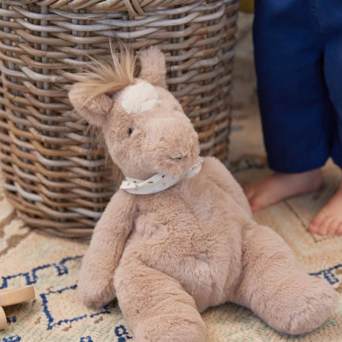 Nana Huchy | Harvey the Horse - Image 3