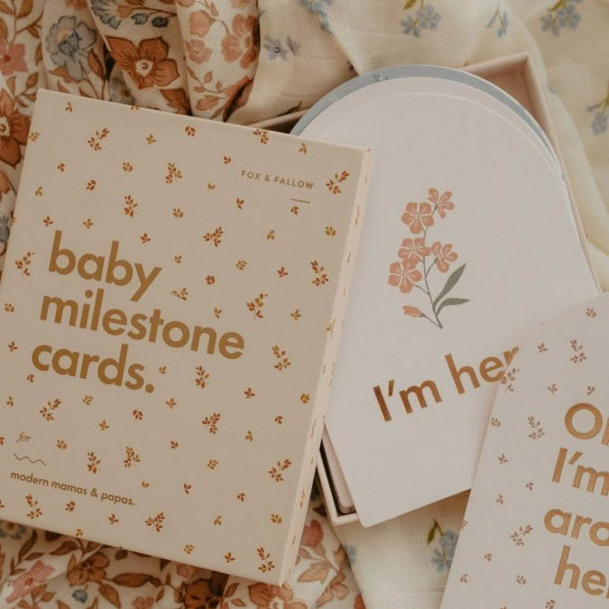 Fox & Fallow | Baby Milestone Cards, Broderie - Image 4