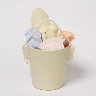 SUNNYLiFE | Silicone Bucket & Spade Set, Apple Sorbet
